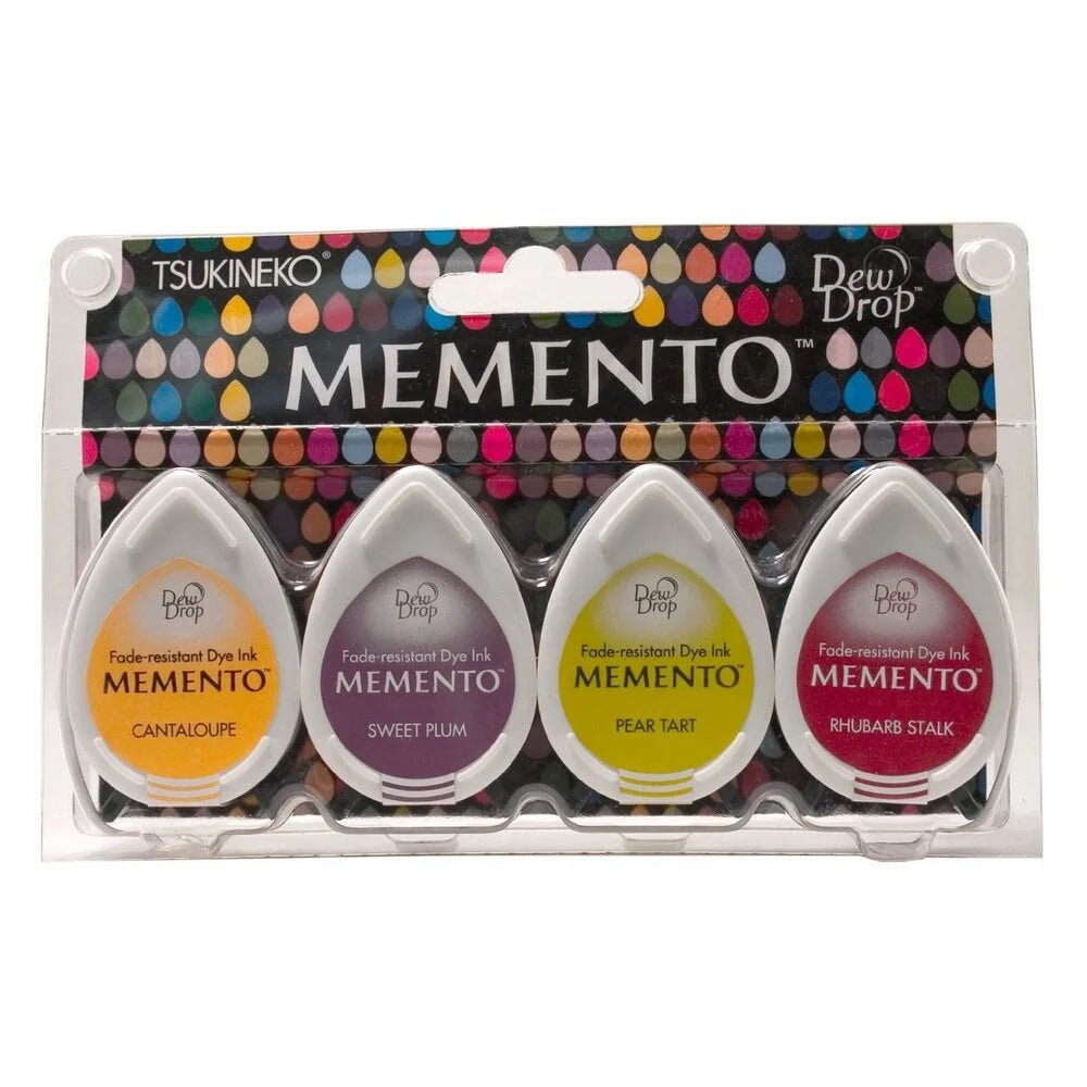 4 stämpeldynor med färgerna gul, lila, grön och röd i en förpackning. Stämpeldyna Memento Dew Drop - Farmer's Market från Tsukineko - Tidformera