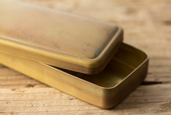 Copper - Flaska med kopparfärgad färg i -  Tidformera