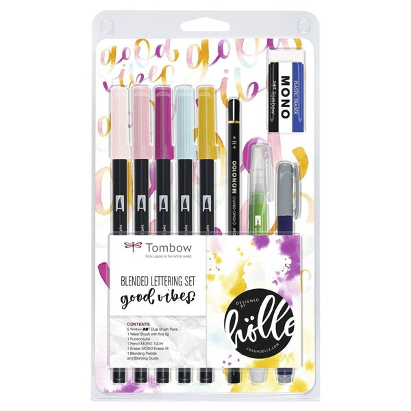 Förpackning med ett Blended Lettering set, flera pennor och pensel - Tidformera