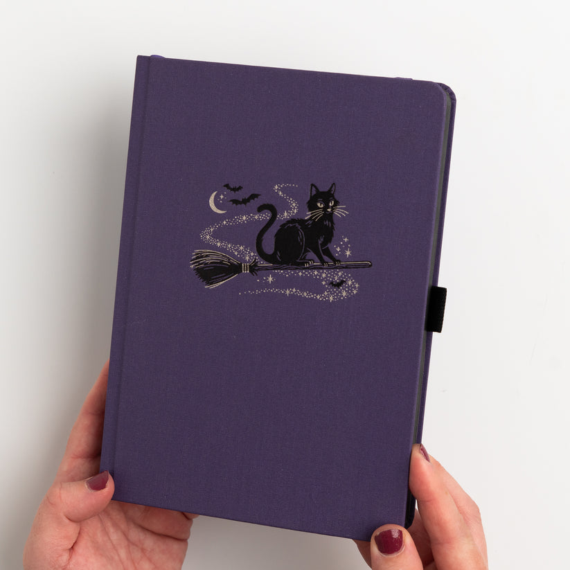 Dotted Notebook - A5 - 192 s - Bewitched