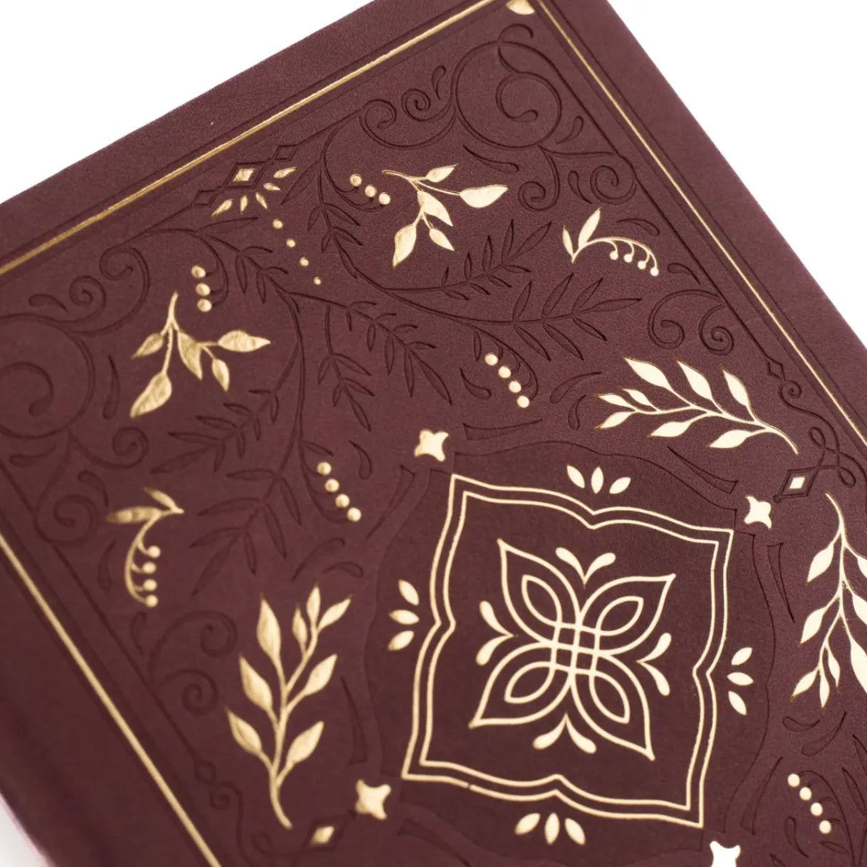 Dotted Notebook Storybook in Plum Slim