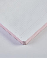 Anteckningsbok Graphic L Light Dotted - Trance pink - 2 - Nuuna - Tidformera