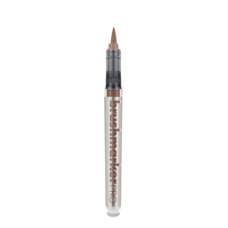 Brushmarker PRO - Sandstone 174 från Karin - Beige penselpenna utan lock - Tidformera