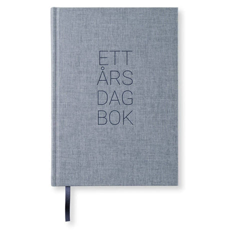 Dagböcker Paperstyle - Denim 1 - år från Paperstyle - Blå dagbok - Tidformera