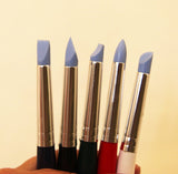Silicon brush set 5-pack - D 7 mm från 
 Kreator Studio. Närbild på spetsarna av silikon. Alla har olika spetsar. - Tidformera