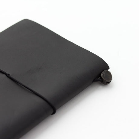 TRAVELER'S notebook Passport Leather Cover Black - 3 - Traveler's Company - Tidformera