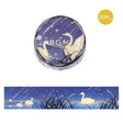 Blå dekorationstejp med svanar på vatten under natthimmel. Washi Tape Sleeping Forest från BGM - Tidformera