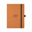 Wildlife A5 Soft cover Dotted Bear från Dingbats* - Brun anteckningsbok med en björn på. Boken har mjuk pärm, svart gummiband för stängning samt pennhållare.
- Tidformera